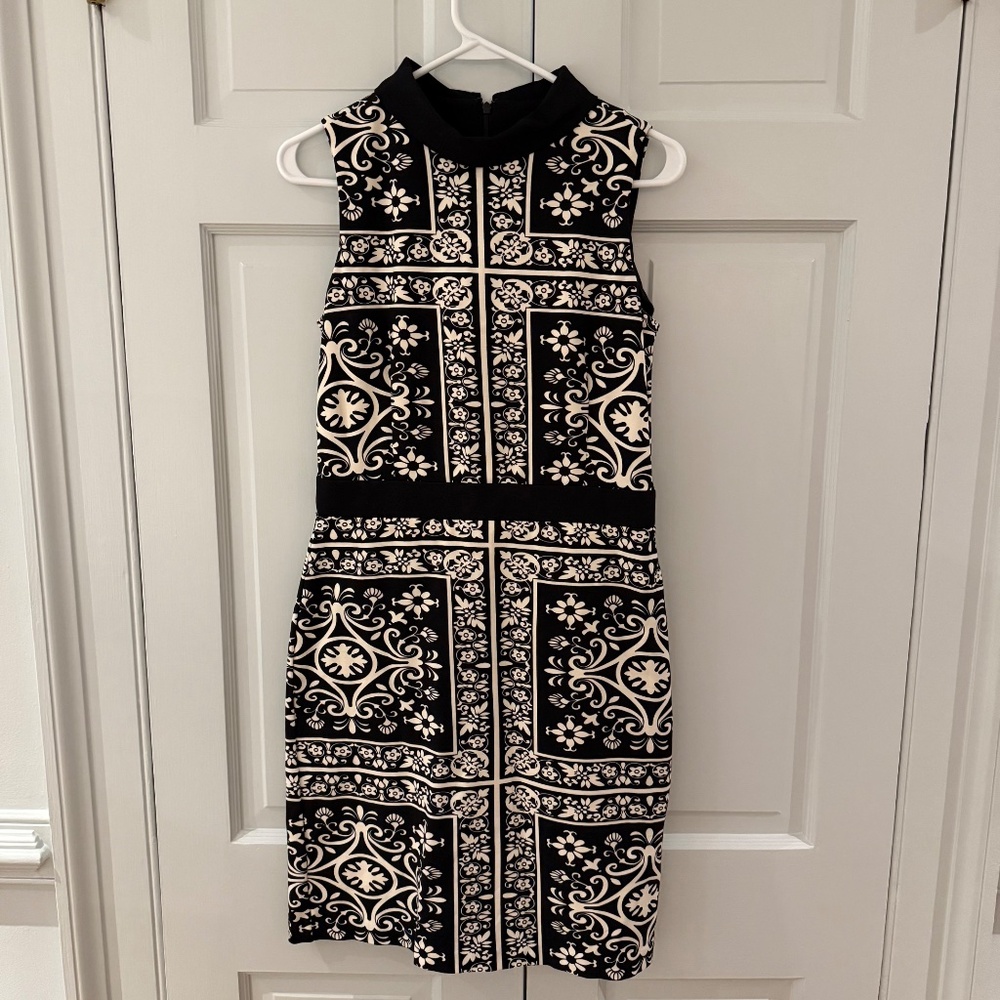 J McLaughlin black and white dress size small